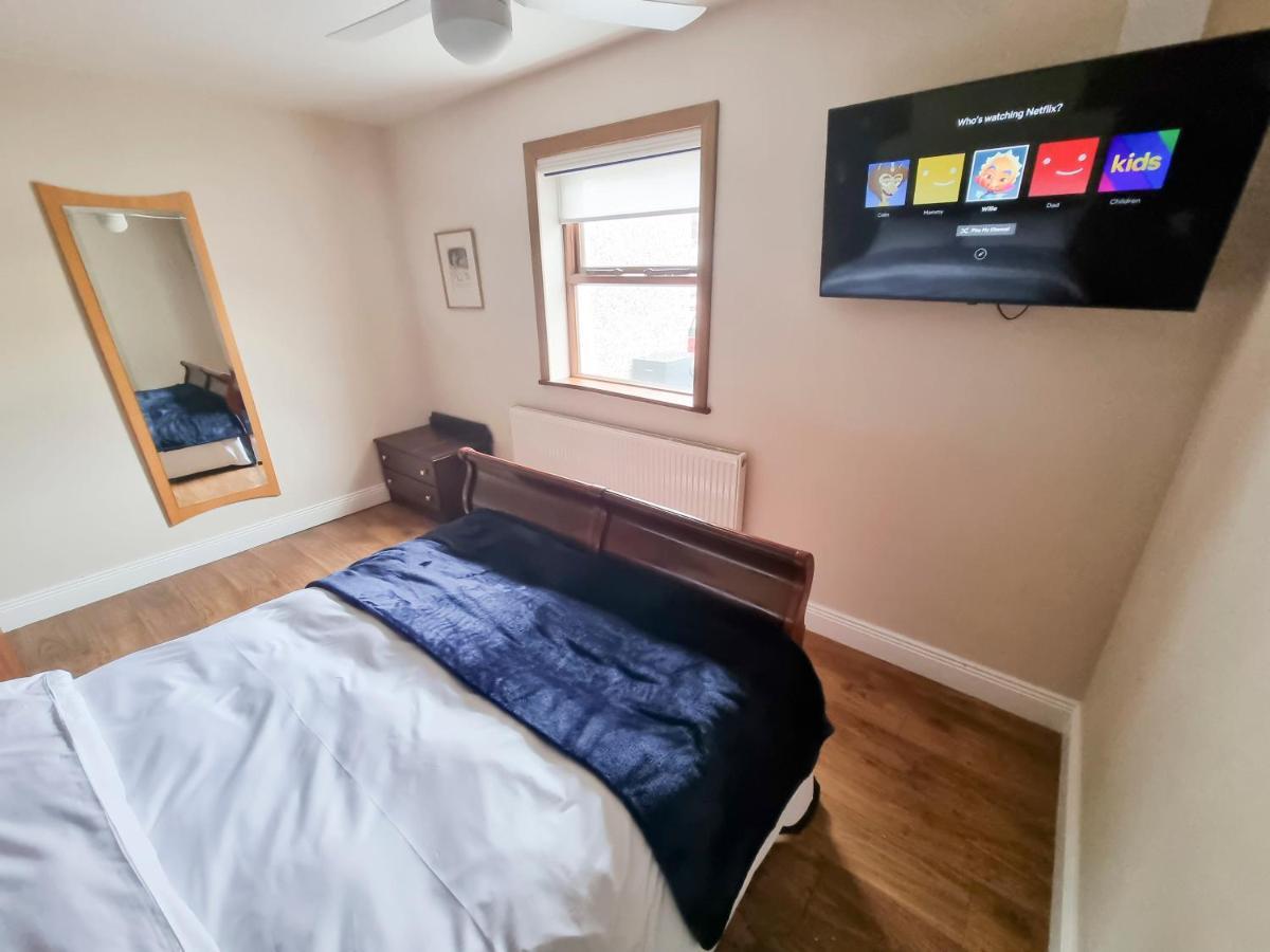 3 Bed Renovated Cottage Carramore Lake, Belmullet Ballina  Buitenkant foto